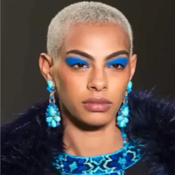 Sequin handmade artisan crystal flower silk Cream Tassel gold clip on Earrings - Picture 7 of 8